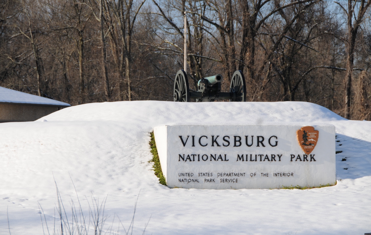 Entrance to the Vicksburg National Military Park under a rare blanket of snow, 2/12/2010.